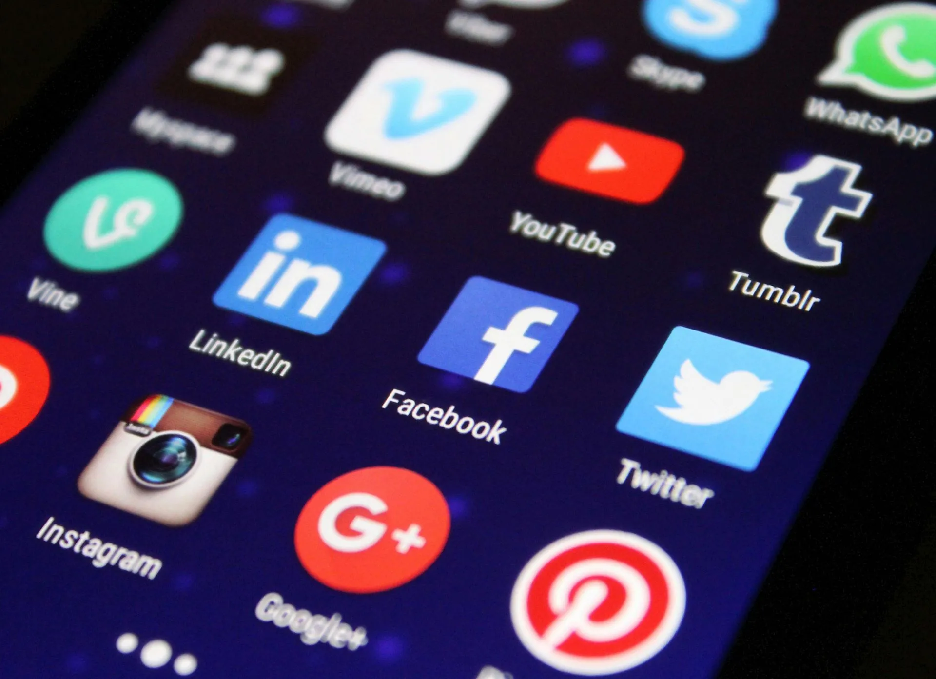 Comprehensive Social Media